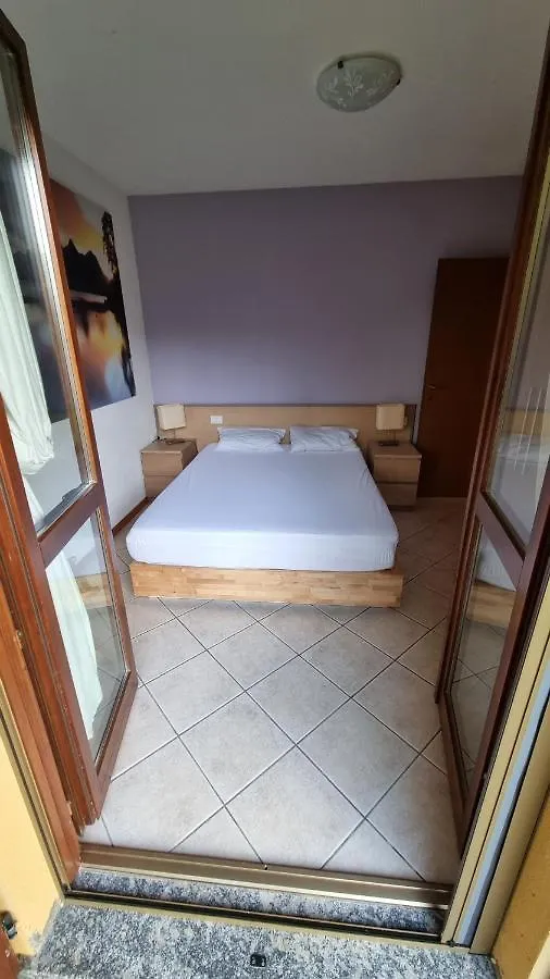 Apartment Vista D'Oro Ulivo1 - 2 Bedroom Flat With Lake View Perledo Italy